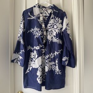 Soft Surroundings Navy/White Floral Tunic